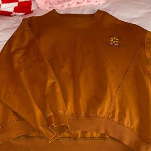 urban outfitters crew neck